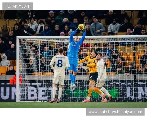 诺丁汉森林门将塞尔斯膝伤未愈 三门冈恩或迎欧战首秀